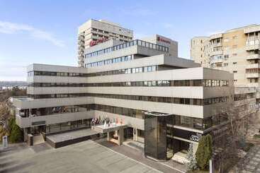 هتل Ramada Iasi City Center