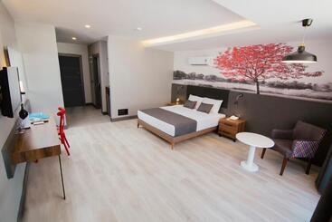 Ramira City Hotel   Adult Only