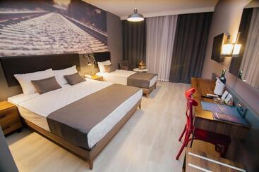 Ramira City Hotel   Adult Only