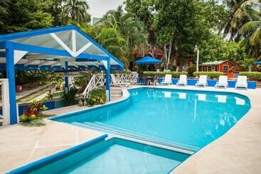 هتل Sol Caribe Providencia