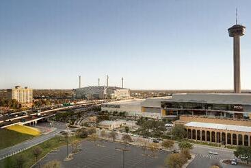 ホテル Staybridge Suites San Antonio Downtown Convention Center, An Ihg
