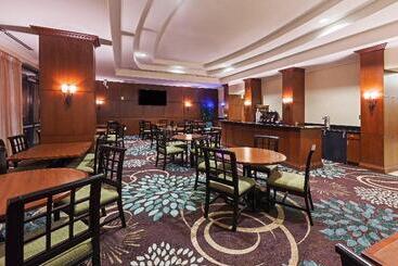ホテル Staybridge Suites San Antonio Downtown Convention Center, An Ihg