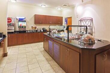 ホテル Staybridge Suites San Antonio Downtown Convention Center, An Ihg