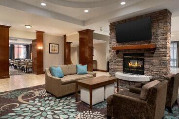 ホテル Staybridge Suites San Antonio Downtown Convention Center, An Ihg