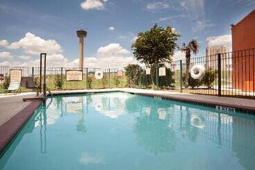 ホテル Staybridge Suites San Antonio Downtown Convention Center, An Ihg