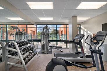 ホテル Staybridge Suites San Antonio Downtown Convention Center, An Ihg