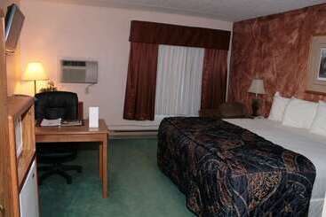 هتل Super 8 By Wyndham Rapid City