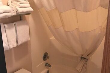 هتل Super 8 By Wyndham Rapid City