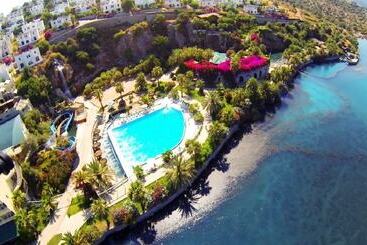 هتل Thermemaris Thermal & Spa Resort