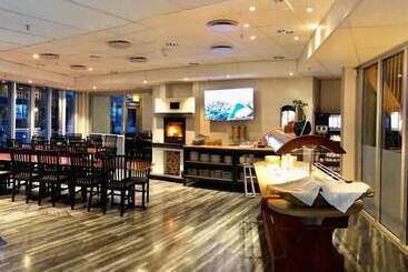 Vikingskipet Hotell