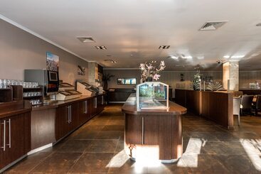 Xo Hotels Blue Square