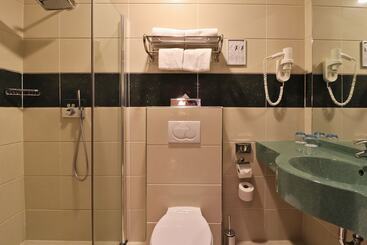 Xo Hotels Blue Square