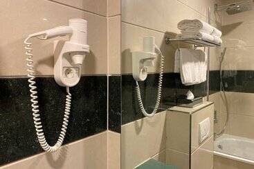 Xo Hotels Blue Square
