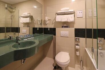 Xo Hotels Blue Square