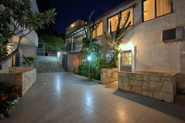 Stelva Villas