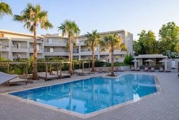 Ydoria Resort - Adelianos Kampos