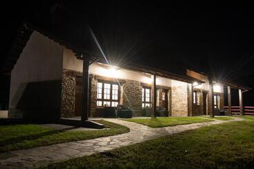 Apartamentos Rurales Camín Real - El Franco