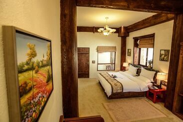 هتل Shangri La E Outfitting Boutique