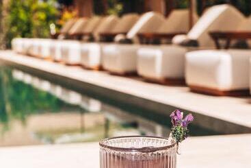 M Boutique Hotel   Designed For Adults