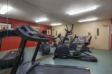 Extended Stay America Suites  Orlando  Maitland  1776 Pembrook Dr