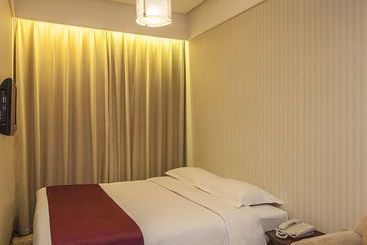 هتل Grand Madison Shanghai Jinqiao