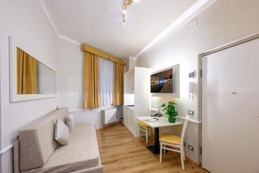 هتل Albergo Reggio