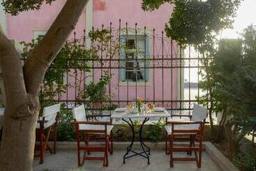 هتل Aria Lito Mansion