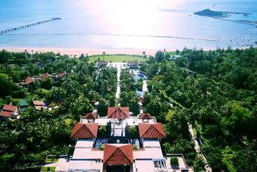 هتل Banyan Tree Sanya