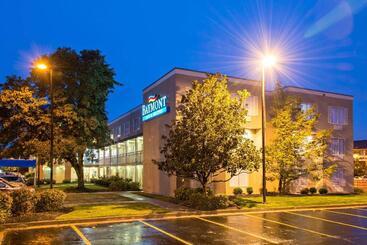 هتل Baymont By Wyndham Louisville East
