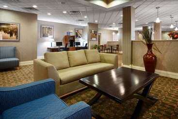 هتل Best Western Plus Kalamazoo Suites