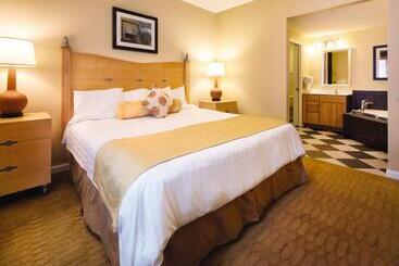 هتل Club Wyndham Ocean Boulevard