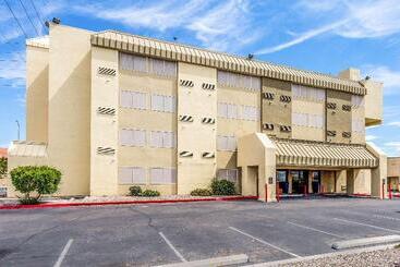 هتل Comfort Inn & Suites Albuquerque Downtown