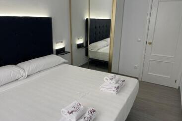 Отель H Pelayo Auto Check In Rooms