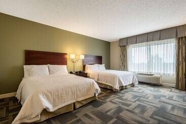 هتل Hampton Inn & Suites Orlando South Lake Buena Vista