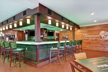 هتل Hilton Garden Inn Green Bay