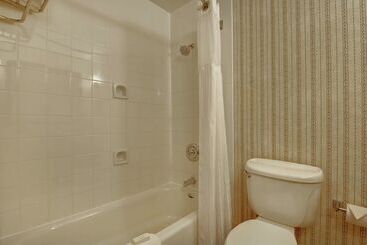 هتل Hilton Garden Inn Green Bay