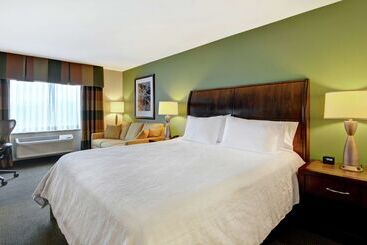 هتل Hilton Garden Inn Green Bay