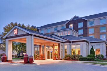 هتل Hilton Garden Inn Green Bay