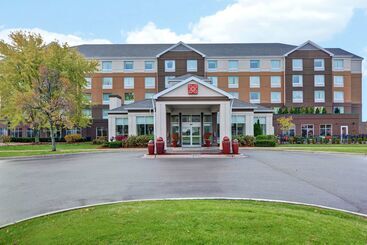 هتل Hilton Garden Inn Green Bay