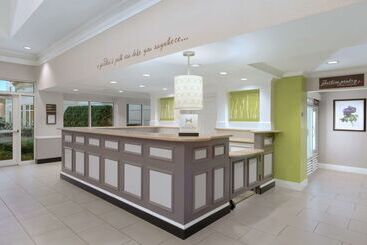 هتل Hilton Garden Inn Springfield, Ma