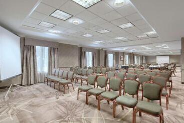 هتل Hilton Garden Inn Springfield, Ma
