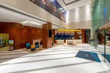 هتل Holiday Inn Shanghai Jing An By Ihg