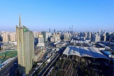 هتل Holiday Inn Shanghai Jing An By Ihg
