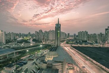 هتل Holiday Inn Shanghai Jing An By Ihg