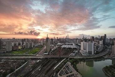 هتل Holiday Inn Shanghai Jing An By Ihg