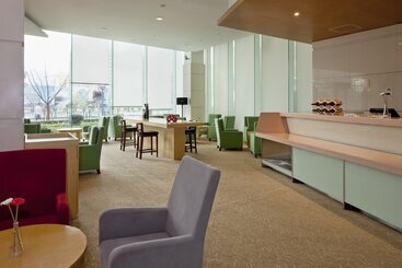 هتل Holiday Inn Shanghai Jing An By Ihg