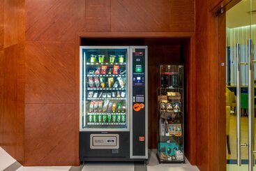 هتل Holiday Inn Shanghai Jing An By Ihg