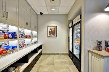 هتل Homewood Suites By Hilton Hartford South Glastonbury, Ct