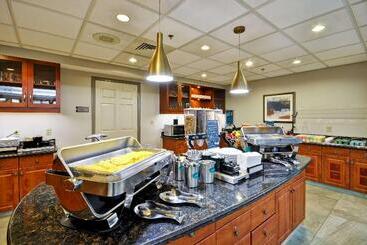 هتل Homewood Suites By Hilton Hartford South Glastonbury, Ct