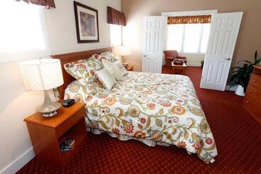 هتل King S Creek Resort By Endless Resorts